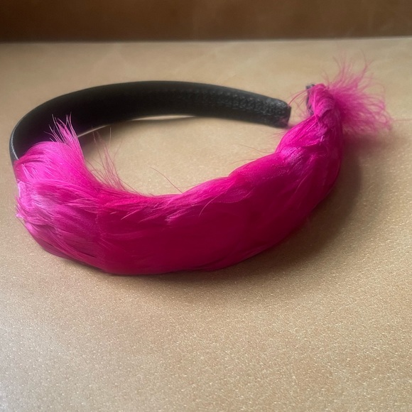 Chic fuchsia hot pink and black feather headband - Picture 1 of 5